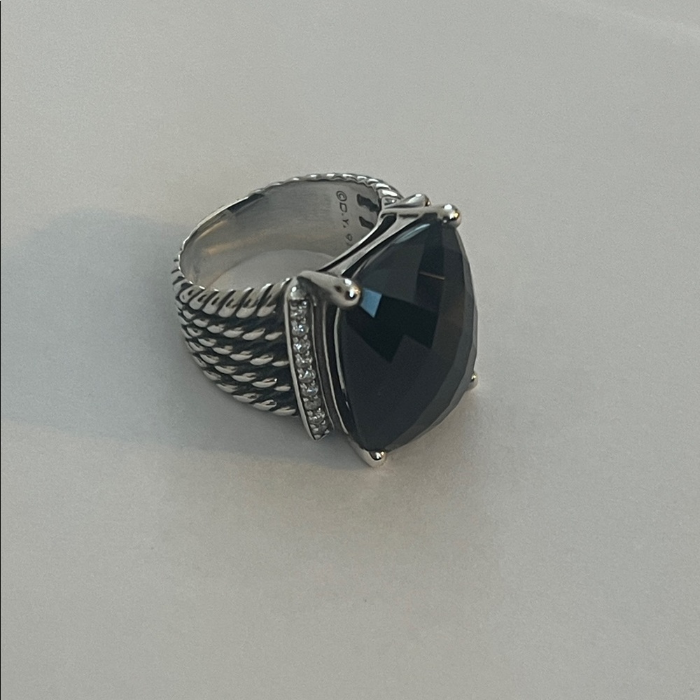 David Yurman Wheaton Ring (5 shanks) - Picture 3 of 14